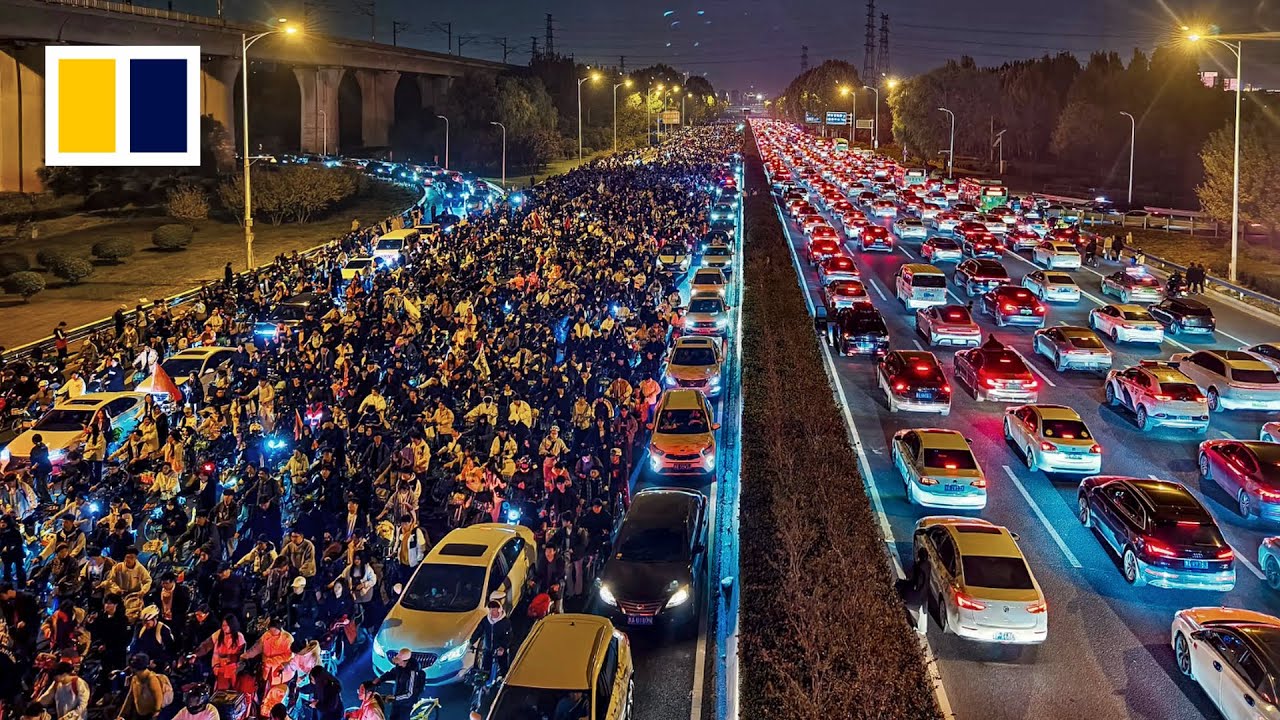 Chinese cycling craze blocks ancient city streets