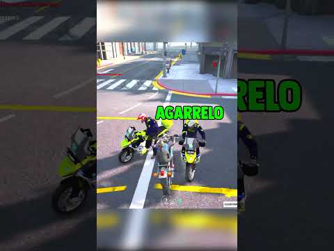 VENDIENDO DR0GAS a POLICIAS en GTA5 ROLEPLAY! #shorts