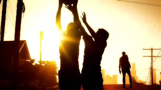 Fear the Walking Dead Music: Moby &#39;Wait for Me&#39;