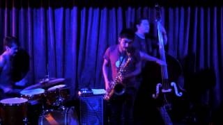 Enanos Café Jam Sessions - Chacal Ensamble - The Sphinx (Ornette Coleman)