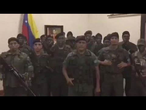 Die ersten Soldaten rebellieren - Aufstand niedergeschlagen