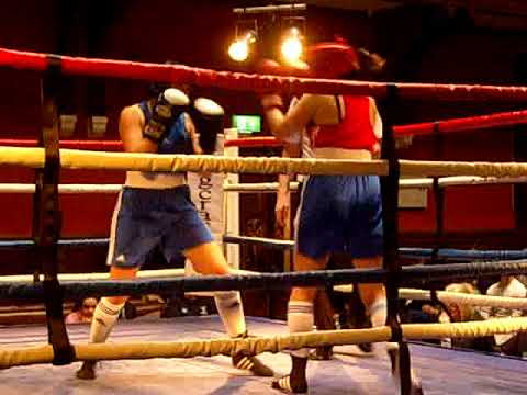 SS106517 - 2018 OXFORD UNIVERSITY "TOWN V GOWN" AMATEUR BOXING MATCH