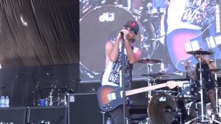 All Time Low - &quot;Dear Maria, Count Me In&quot; (Live in San Diego 7-9-16)