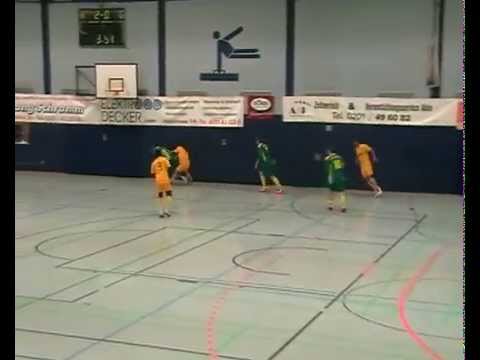 Halle 2015 DJK TuS Holsterhausen – FC Karnap 07/27 Teil 2