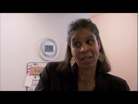 Holly Wants More Opportunities For Nia | Dance Moms Season 1 Episode 6