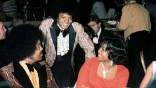 I SAW MOMMY KISSING SANTA CLAUS - THE JACKSON 5