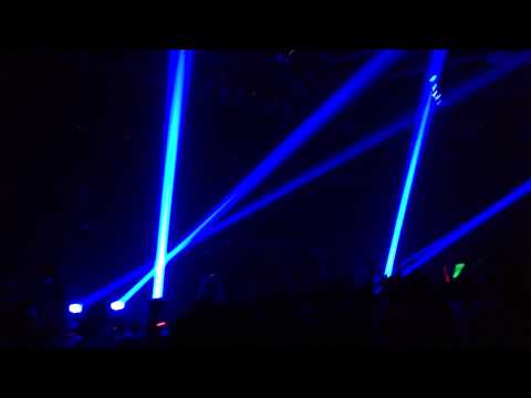 John O'Callaghan playing Lange Feat The Morrighan - Follow Me (Hughes &﻿ Ballantine Rework)