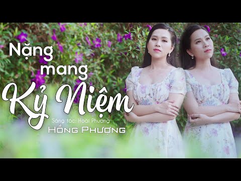 Thể hiện bởi Hồng Phượng