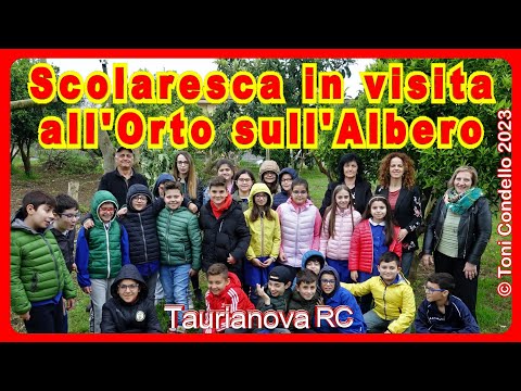 Scolaresca in visita all'Orto sull'Albero - by Toni Condello