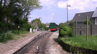 preview picture of video 'St Valery train régulier du CFBS le jeudi 21 avril 2011'