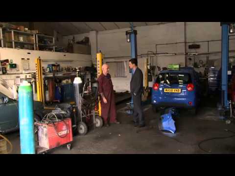 Muslim leaders unite against ISIS in open letter demanding Alan Henning's release