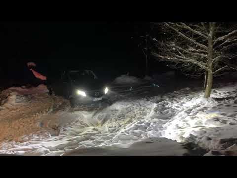 Vito Tourer 119 Allrad 4matic im Schnee Continental Van Contact 4Season Ganzjahresreifen Winter 2020