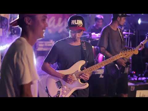 KULITOS KIDDUS - BETWEEN