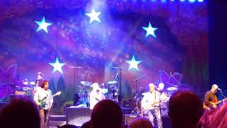 Ringo Starr intro to Anthem