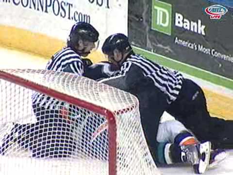 Nick Petrecki vs Micheal Haley