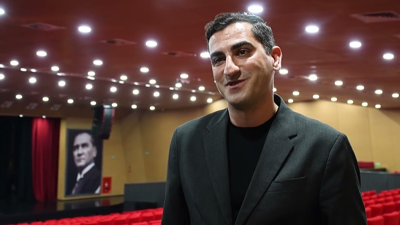 MERSİN ŞEHİR TİYATROSU BİNLERCE SEYİRCİ İLE ‘27 MART DÜNYA TİYATRO GÜNÜ’NÜ KUTLAMANIN GURURUNU YAŞIY