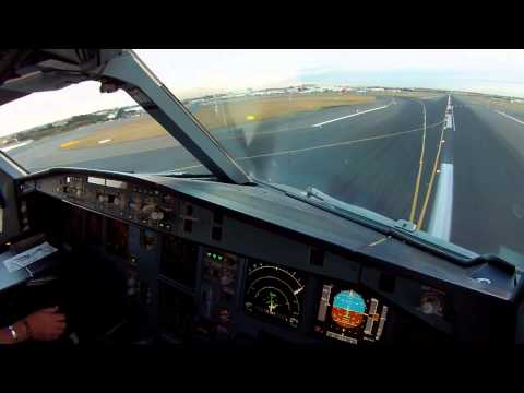 Airbus A340 HD Cockpit Scene - Landing at Sydney