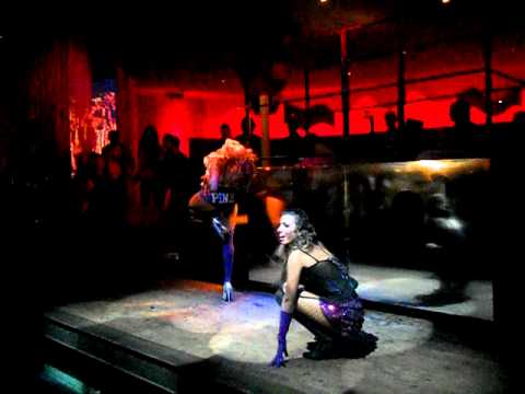 Magika burlesque - Lizzy & Serena ...4.AVI
