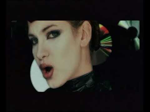 Claudia Beni - TAKO HRABAR DA ME OSTAVIŠ (Official Video)