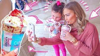 GIRLS AT THE MALL DRINKING MILKSHAKES!