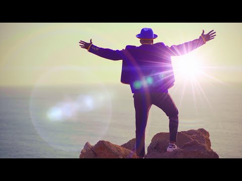 Régis KOLE - FREE LIKE A BIRD (Official Video)