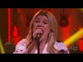 Kelly Clarkson Sings Too Close By Alex Clare 2020 Live Concert Performance HD 1080p