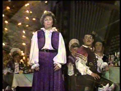 Trio Smolnikar & Ema Prodnik - Ljubezen nikdar ni zaman