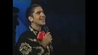 Que Seas Muy Feliz Alejandro Fernández ( en Vivo )