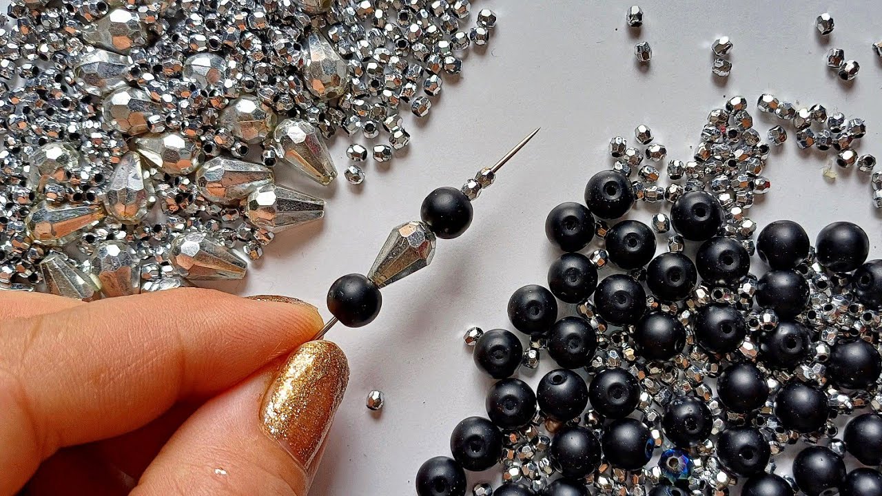 Look at what I made with these beautiful pearls🌹🌹🌹