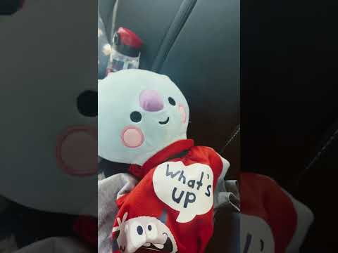 Ice cream, I want ice cream, mom I want ice cream I want ice cream can be white