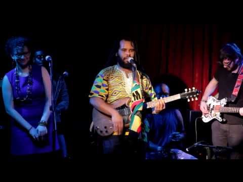 John Blood And The Highlys - SUPERPOWER ( The Finsbury Live Gig )