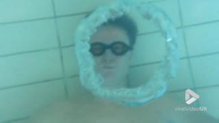 videos de risa  anillo de burbujas en agua
