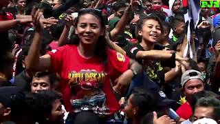Download lagu Lia capucino. Gemparkan acara satu dekade MY KING SOLO mp3 Download lagu Lia capucino. Gemparkan acara satu dekade MY KING SOLO mp3