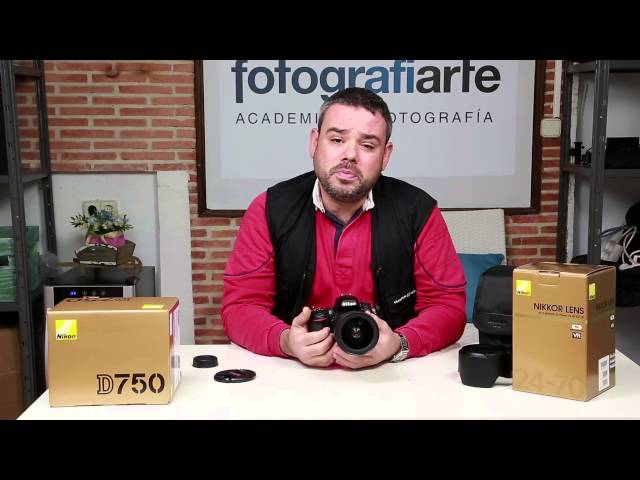 Vídeo relacionado con Tokina AT-X 11-20mm Pro DX F2.8 Nikon - Objetivo para Nikon (Distancia Focal 11-20 mm, Apertura f/2.8, diámetro Filtro: 82 mm), Negro
