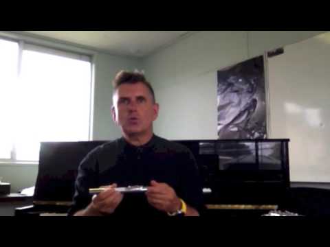 Flute Lesson #1 - Lyndale Music