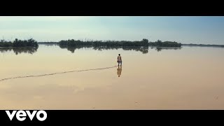 Musik-Video-Miniaturansicht zu Solo Songtext von Carlos Vives