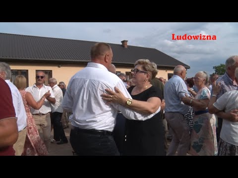 Olek WĄSIK ~ WALCZYK od serca na romantyczną NUTKĘ ! Pierwsze pary pięknie WIRUJĄ