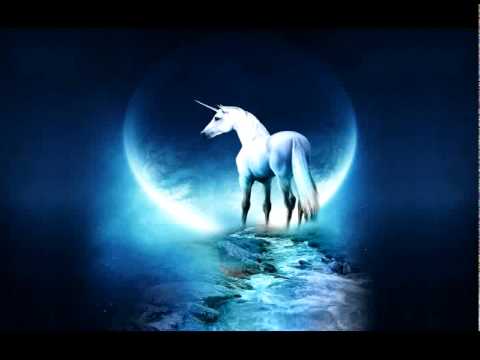 Ginamaria Hidalgo - Mi Unicornio Azul
