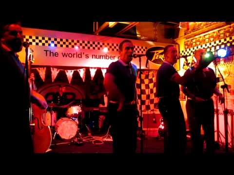 The Roomates, I wonder Why, Ace Cafe, London, Sat 4th June 2011