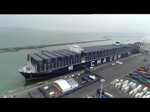 Le Havre : l'arrivée du plus grand porte-conteneurs français, le Saint-Exupéry