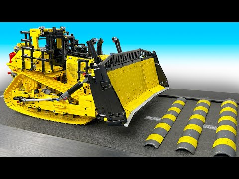 Cat D11 Bulldozer VS Treadmill with obstacles. Lego Technic CRASH Test