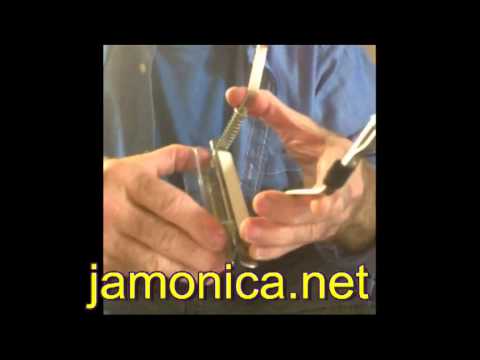 Electric Harmonica (Jamonica Harmonica Holder Attachment Demo)