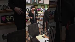 Download lagu Koo Junhoe singing his part mp3