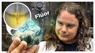 Así reacciona el FLÚOR: el elemento que DESTRUYE todo lo que toca