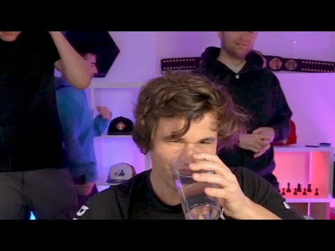 Magnus Sacrifices His Queen to Humiliate 2000 rated Opponent