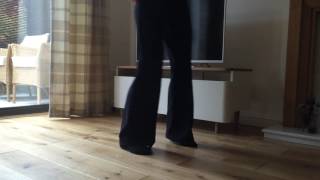 The Northern Soul basic dance step &#39;The Shuffle&#39;.