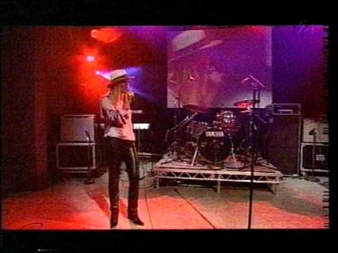 Svala - Falling   - 2001