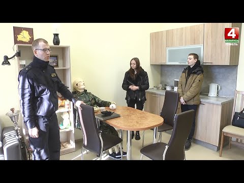 В Гомеле следователи провели экскурсию для школьников видео