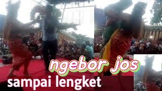 Download lagu tari bumbung'goyang ngebor'live pantai Soka Tabanan Bali mp3