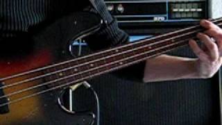 Video thumbnail for Acoustic 370 bass amp / 408 cabinet -part 3 by Michael van Polen